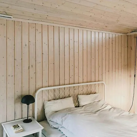 Дом отдыха Moments In Relaxed Family House Near Kulhuse